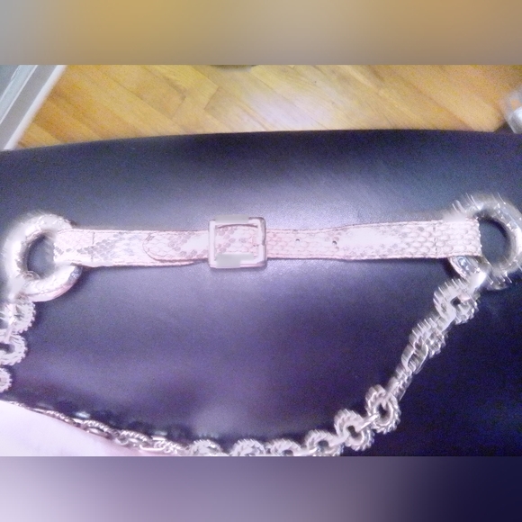 Celine women's belt  size 75 with matching earrings - Picture 5 of 8